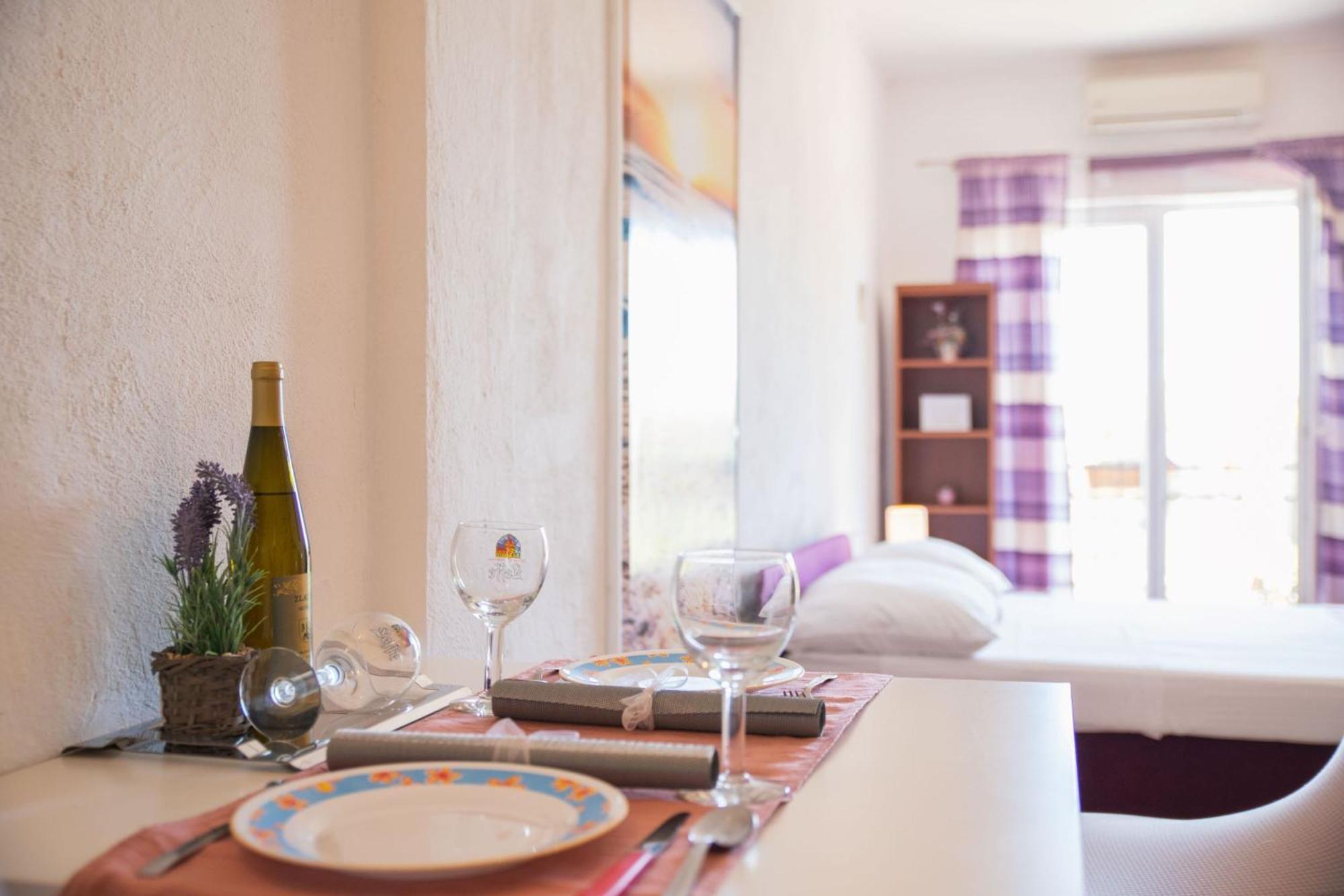 Apartment Livaja Кастель-Нови Номер фото