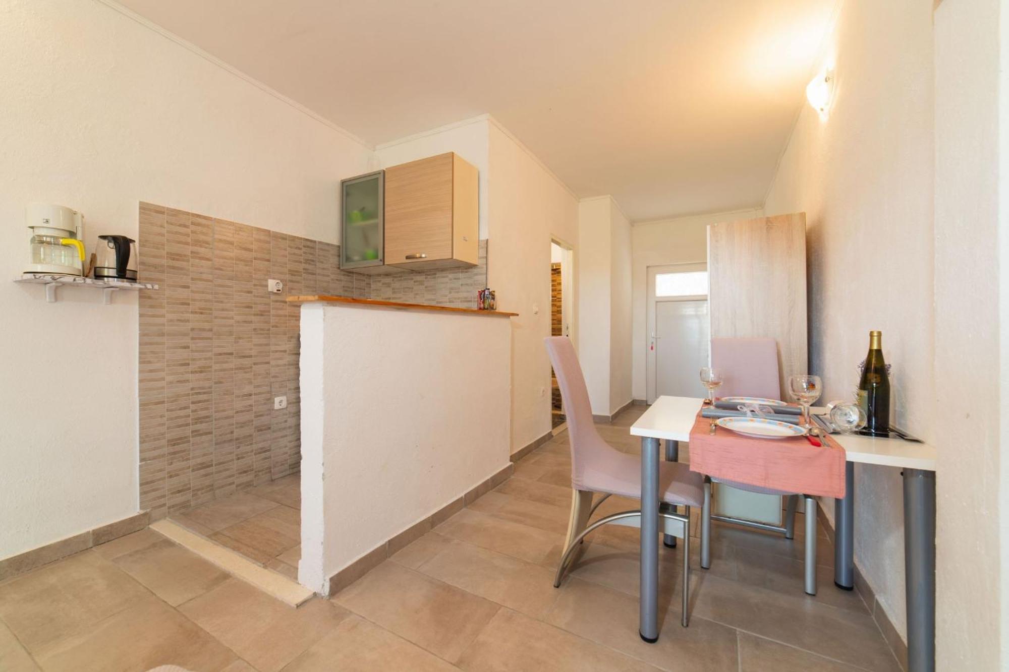 Apartment Livaja Кастель-Нови Номер фото